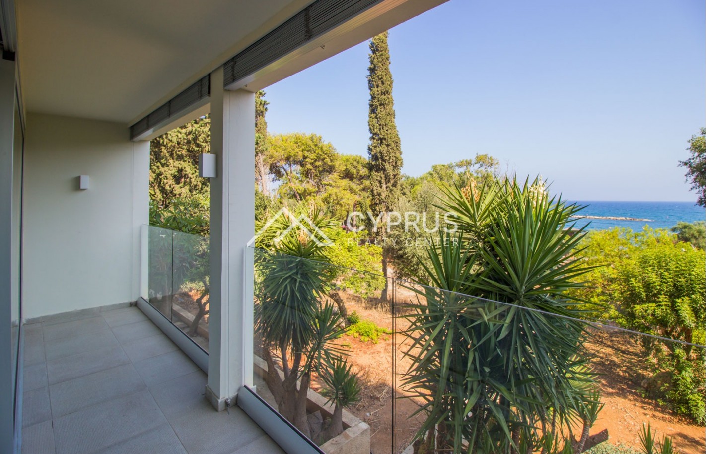 Three bedroom apartment in Limassol, Agios Tychonas - фото 23