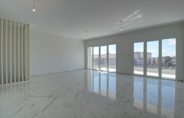 Апартаменты в Лимассоле с 4 спальнями, East Beach