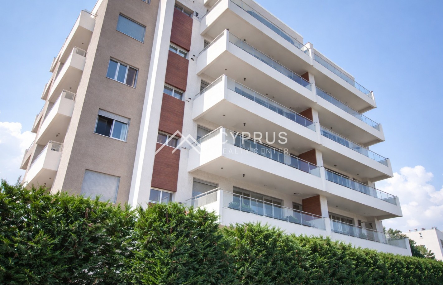 Luxury 3 bedroom apartment in Limassol, City Center - фото 17
