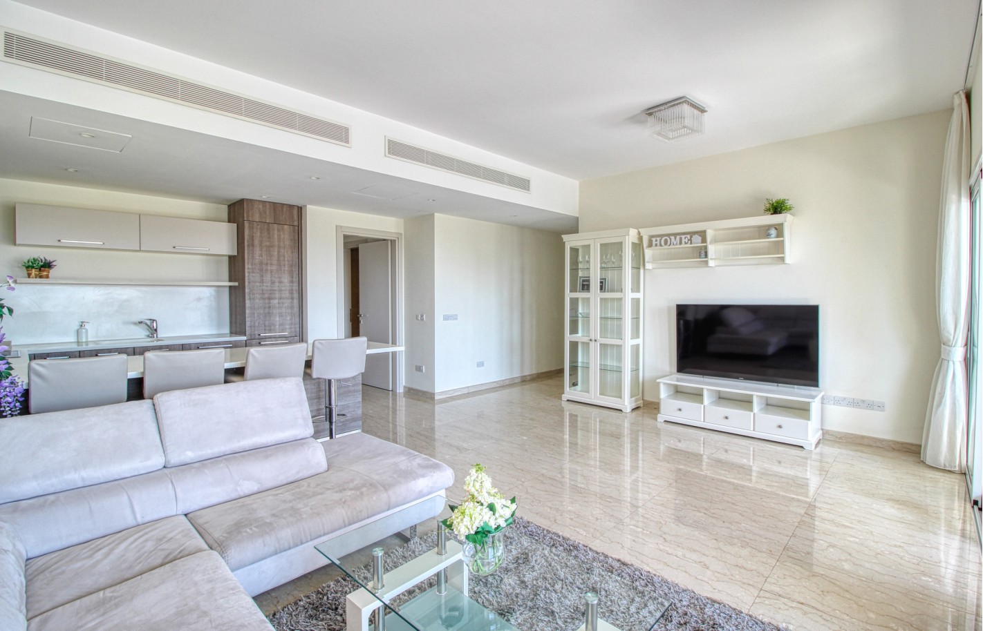 Двуспальные апартаменты в Лимассоле, Limassol Marina