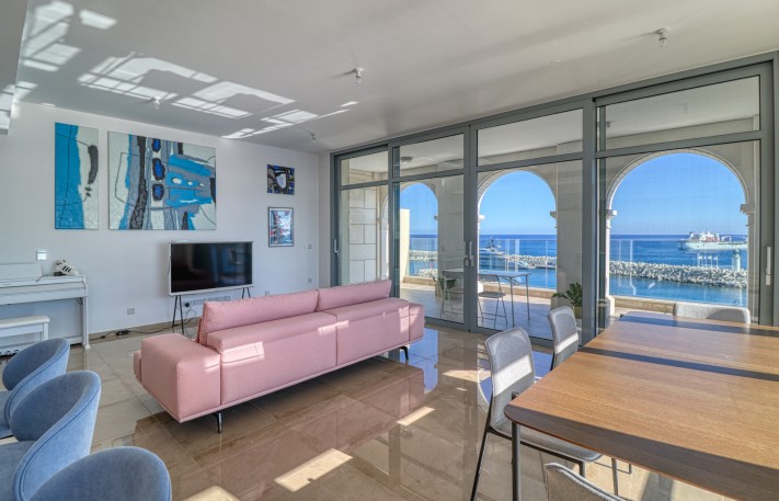 Двуспальные апартаменты в Лимассоле, Limassol Marina