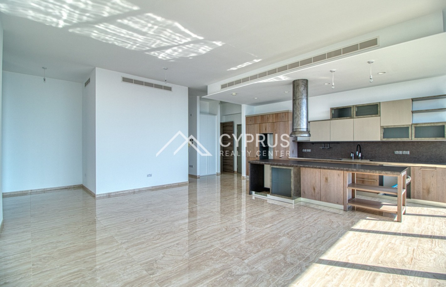 Three bedroom apartment in Limassol, Agios Tychonas - фото 1