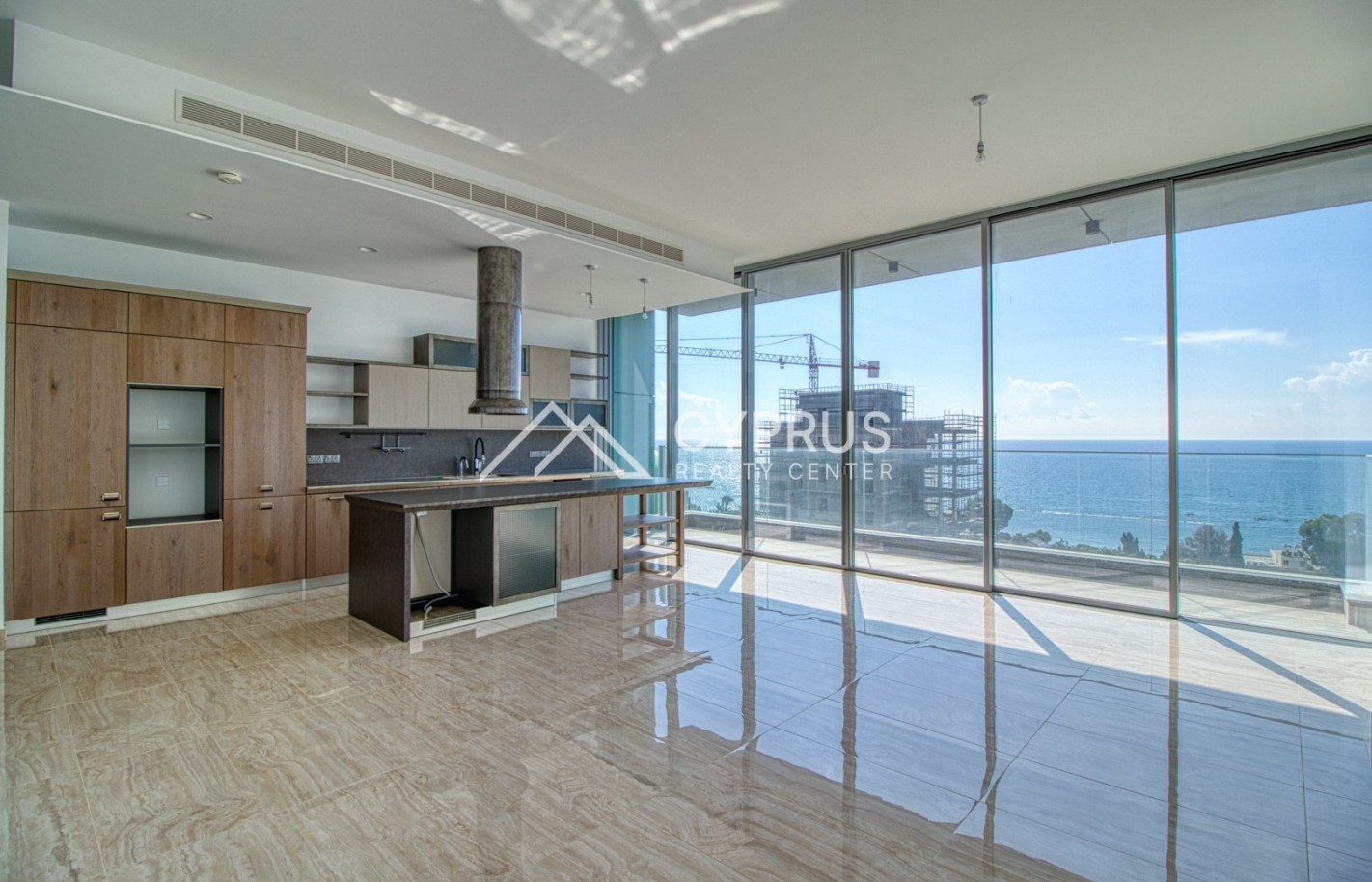 Three bedroom apartment in Limassol, Agios Tychonas - фото 3