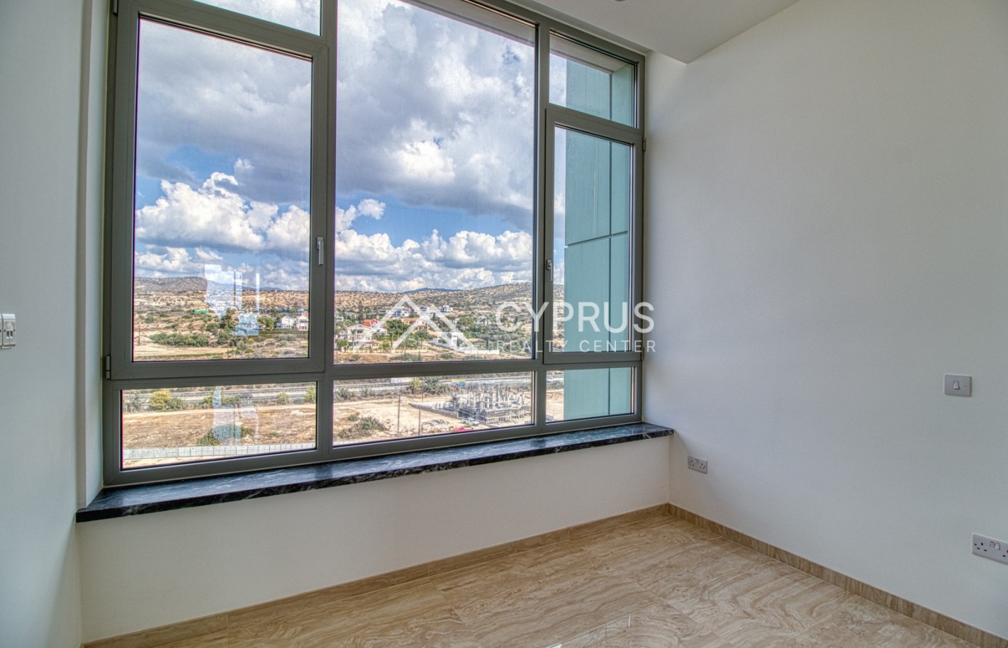Three bedroom apartment in Limassol, Agios Tychonas - фото 5