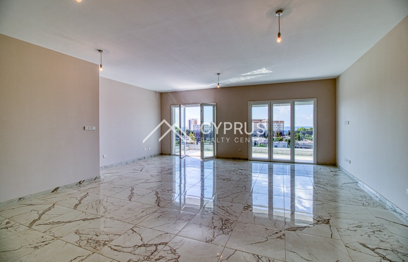 Апартаменты в Лимассоле с 3 спальнями, Agios Tychonas - фото 1