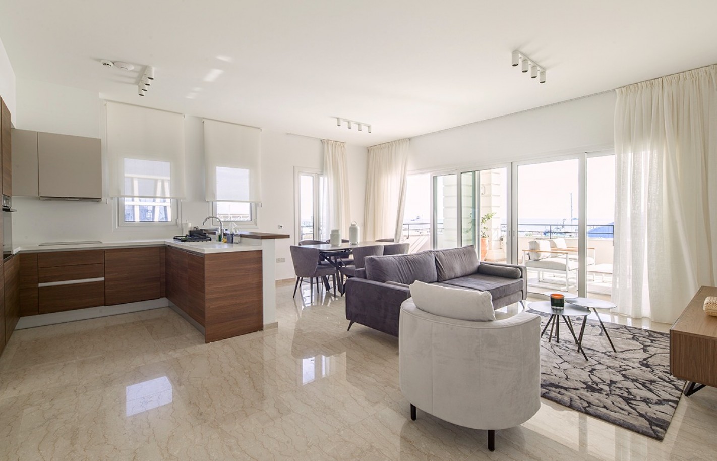 Апартаменты с 2 спальнями в Лимассоле, Limassol Marina - фото 15