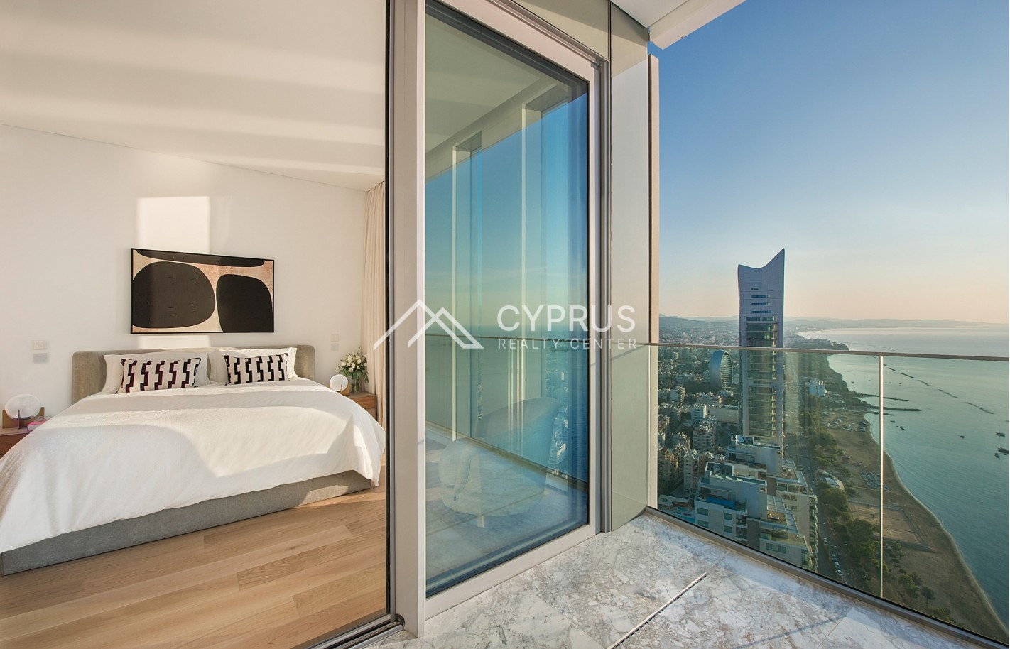 Apartment in Limassol with 4 bedrooms, Neapolis - фото 4