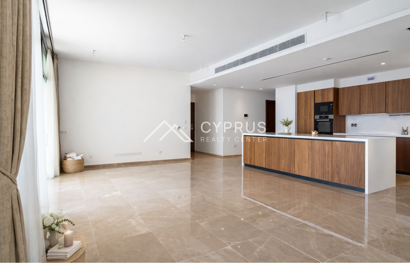 Three bedroom apartment in Limassol, Limassol Marina - фото 3