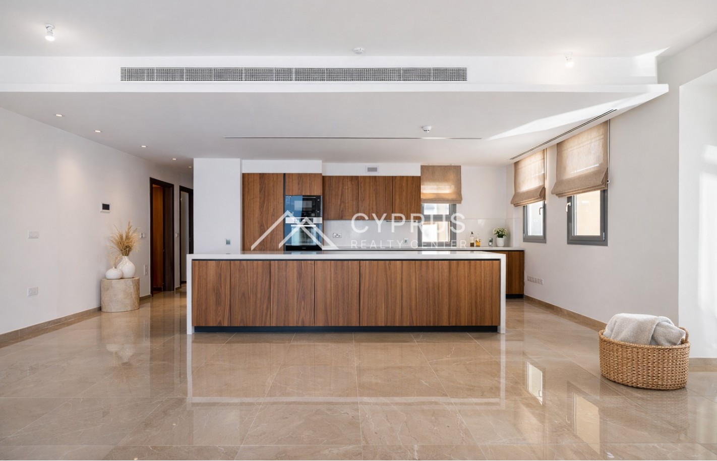 Three bedroom apartment in Limassol, Limassol Marina - фото 19