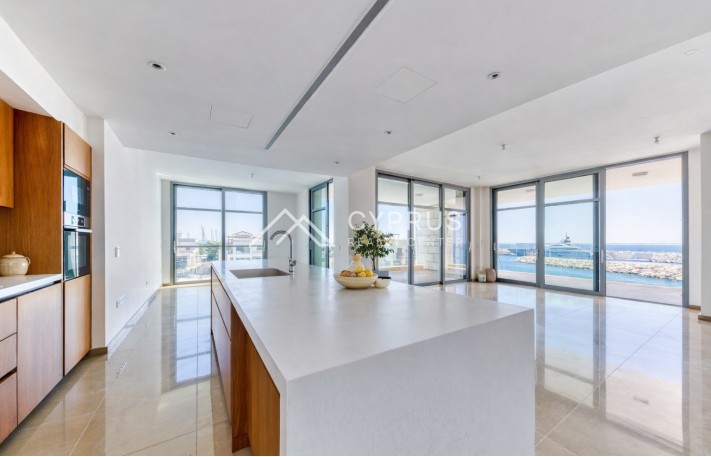 Апартаменты с 4 спальнями в Лимассоле, Limassol Marina