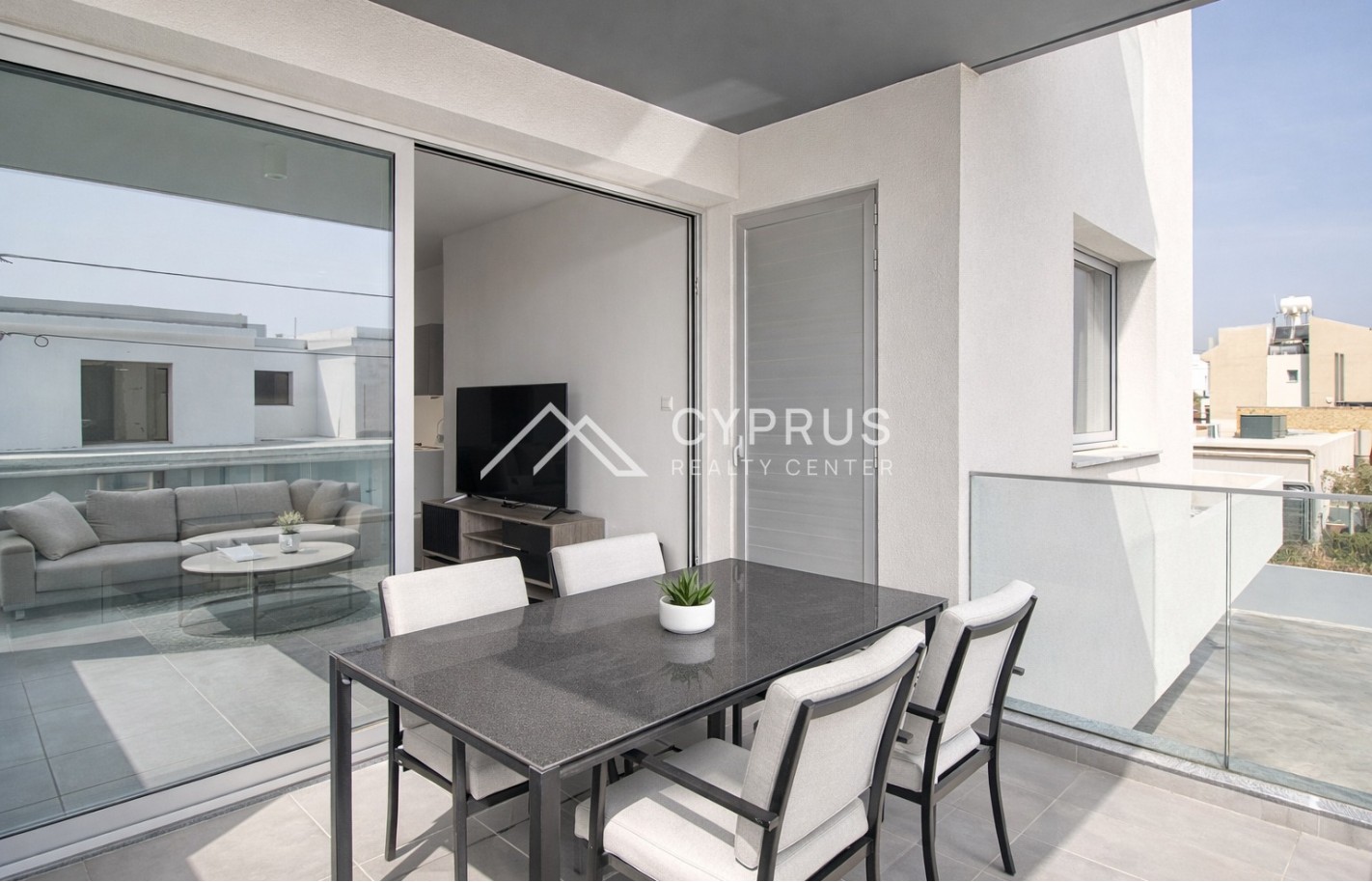 One bedroom apartment in Limassol, Omonia - фото 5