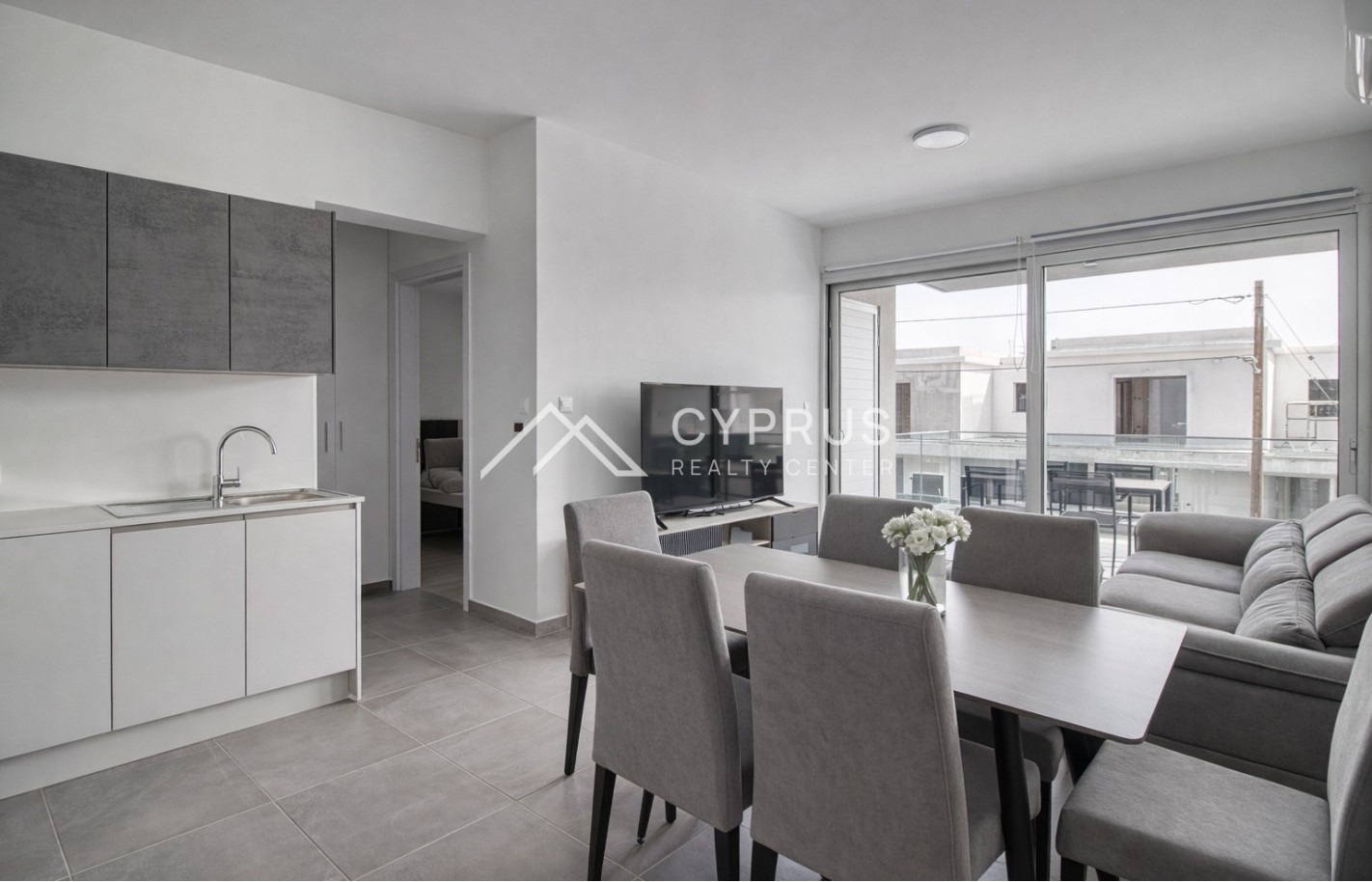 One bedroom apartment in Limassol, Omonia - фото 11