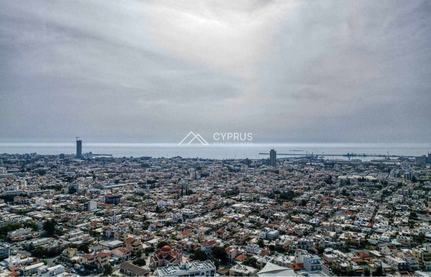 One bedroom apartment in Limassol, Omonia - фото 2