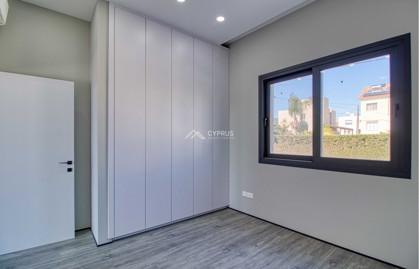 Two bedroom apartment in Limassol, Agios Athanasios - фото 3