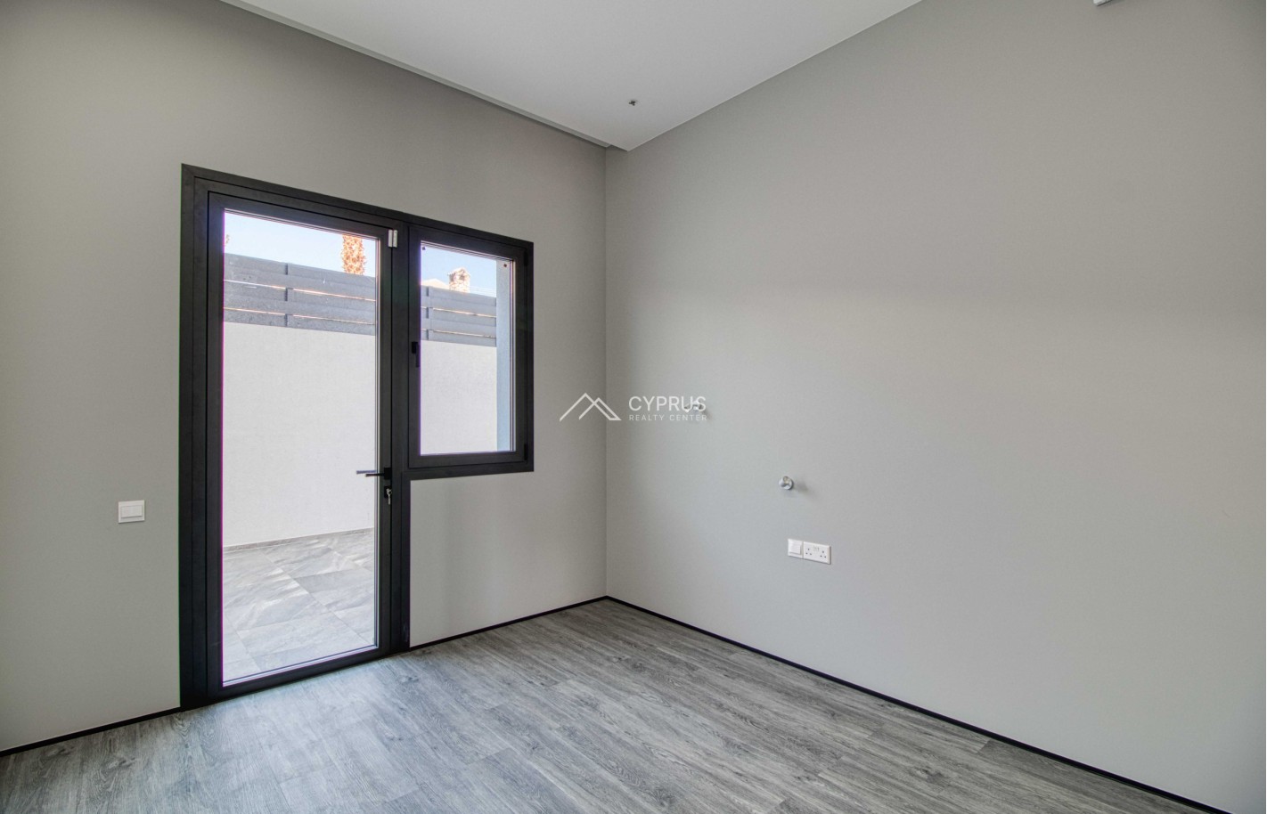 Two bedroom apartment in Limassol, Agios Athanasios - фото 7