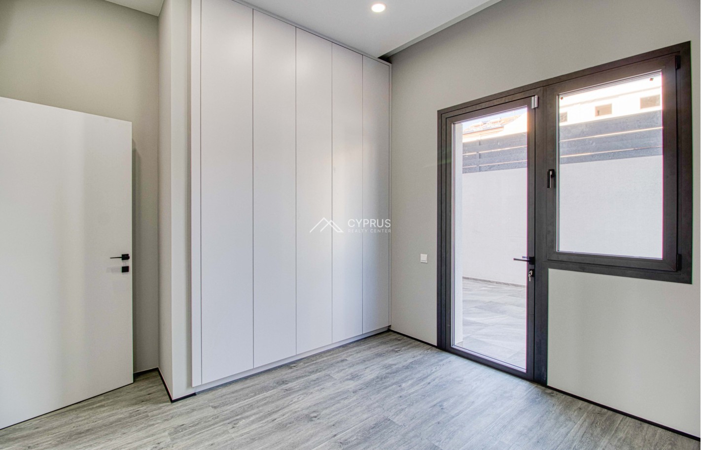 Two bedroom apartment in Limassol, Agios Athanasios - фото 4