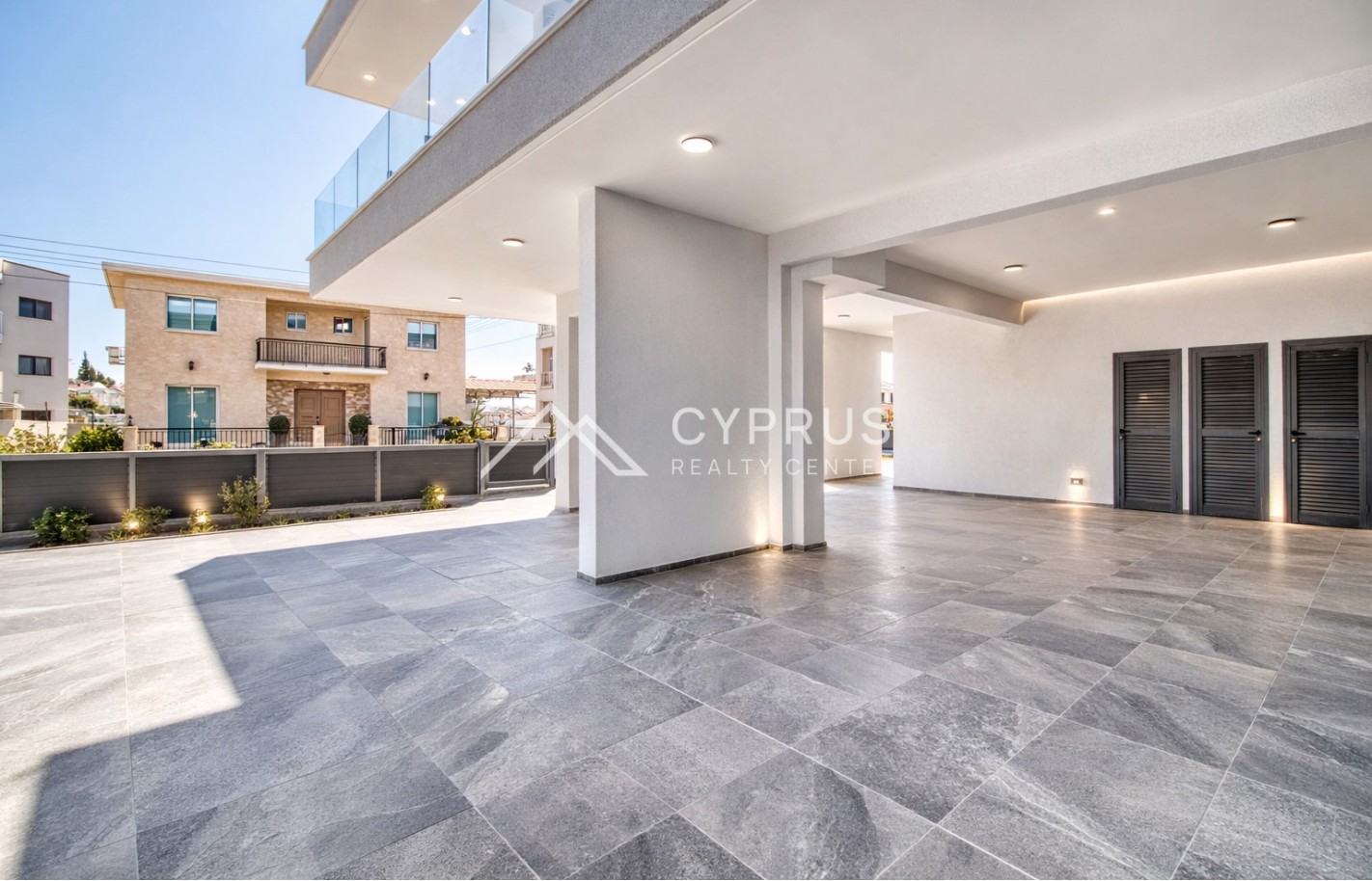 Two bedroom apartment in Limassol, Agios Athanasios - фото 8