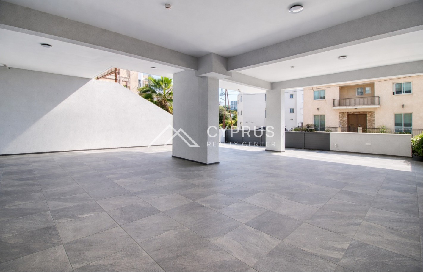 Two bedroom apartment in Limassol, Agios Athanasios - фото 4