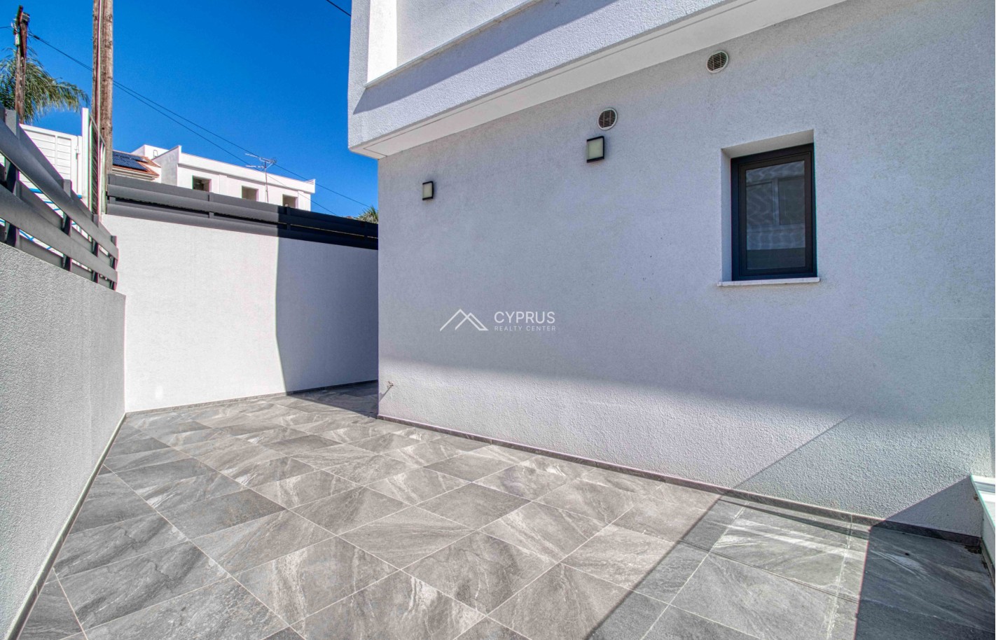 Two bedroom apartment in Limassol, Agios Athanasios - фото 20