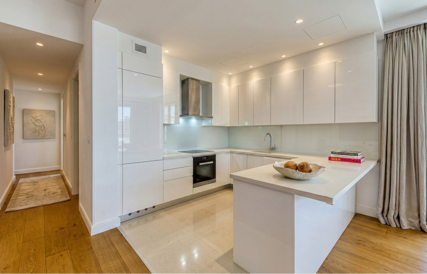 Three bedroom apartment in Limassol, Potamos Germasogeia - фото 9