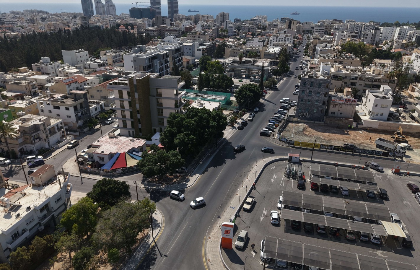 Two bedroom apartment in Limassol, Agios Nicholas - фото 12