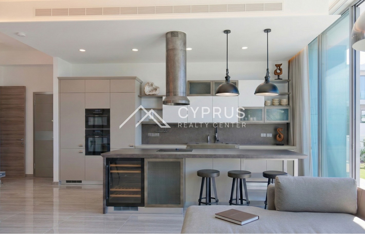 Three bedroom apartment in Limassol, Agios Tychonas - фото 7