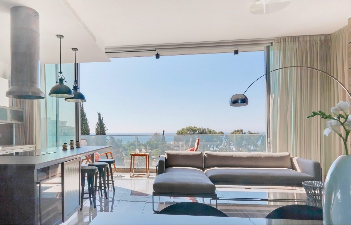 Three bedroom apartment in Limassol, Agios Tychonas - фото 12