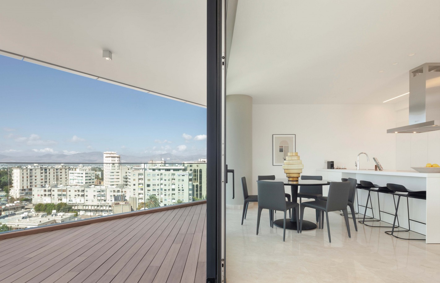 Three bedroom apartment in Nicosia, Nicosia - фото 1