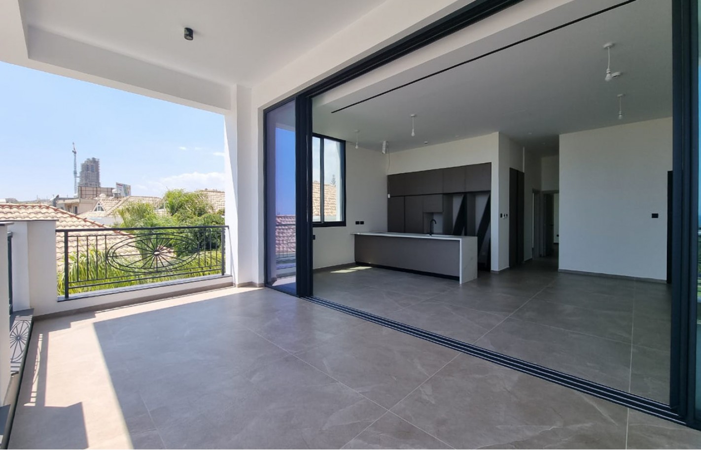 Two bedroom apartment in Limassol, Parekklisia - фото 3