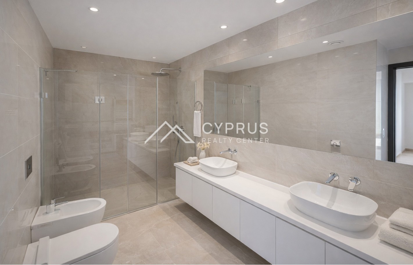 Three bedroom apartment in Limassol, Limassol Marina - фото 1