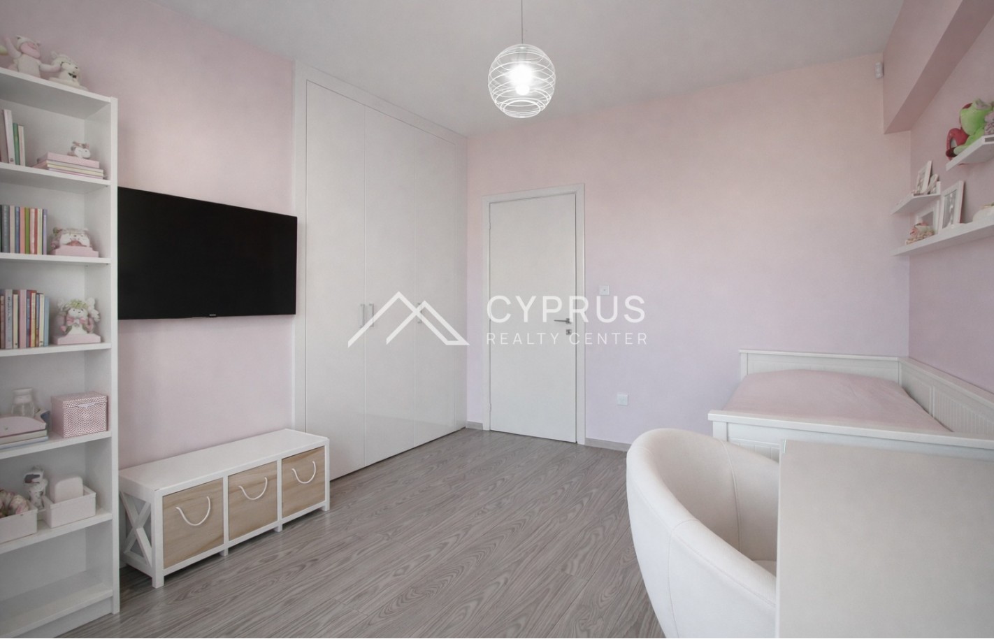 Luxury 3 bedroom apartment in Limassol, City Center - фото 14