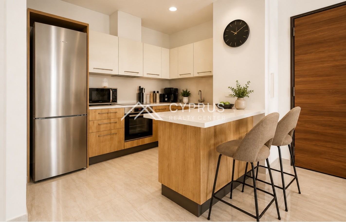 Three bedroom apartment in Limassol, Potamos Germasogeia - фото 3