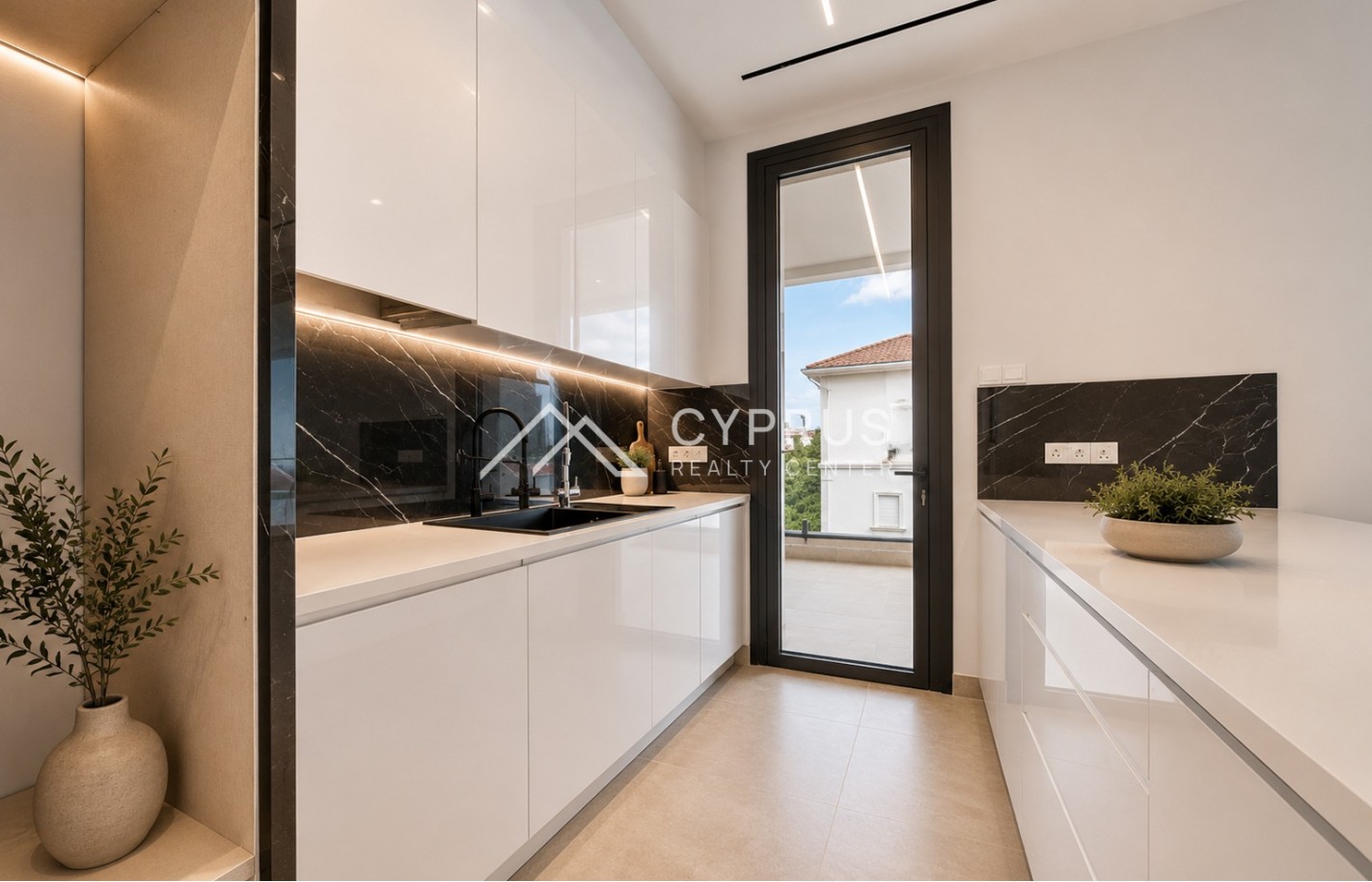 Three bedroom apartment in Limassol, Agios Athanasios - фото 15