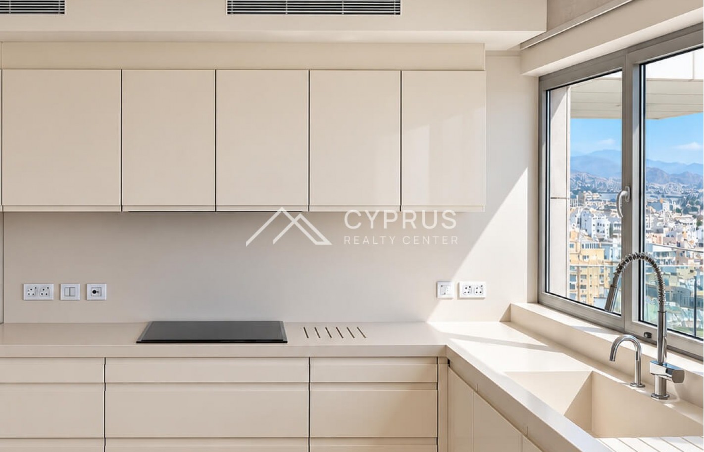 Apartment in Limassol with 5 bedrooms, Neapolis - фото 12