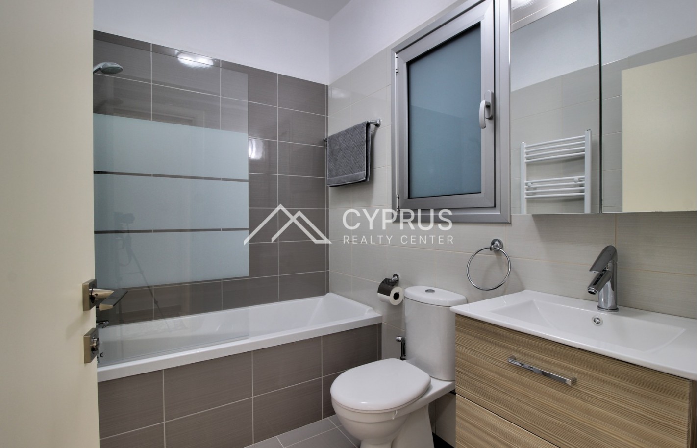 Apartment in Limassol with 2 bedrooms, City Center - фото 10