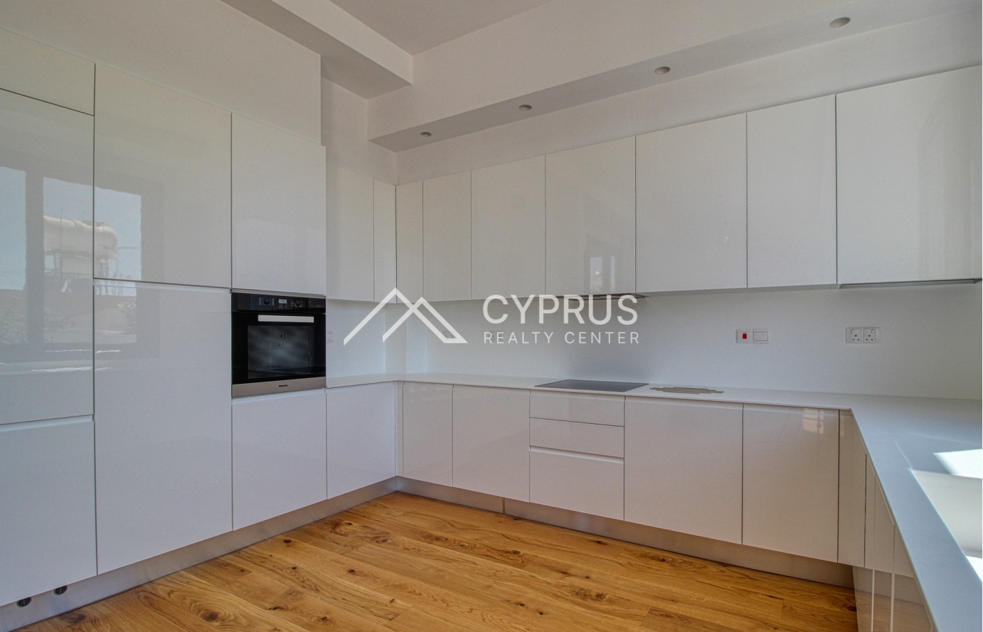 Three bedroom apartment in Limassol, Potamos Germasogeia - фото 5