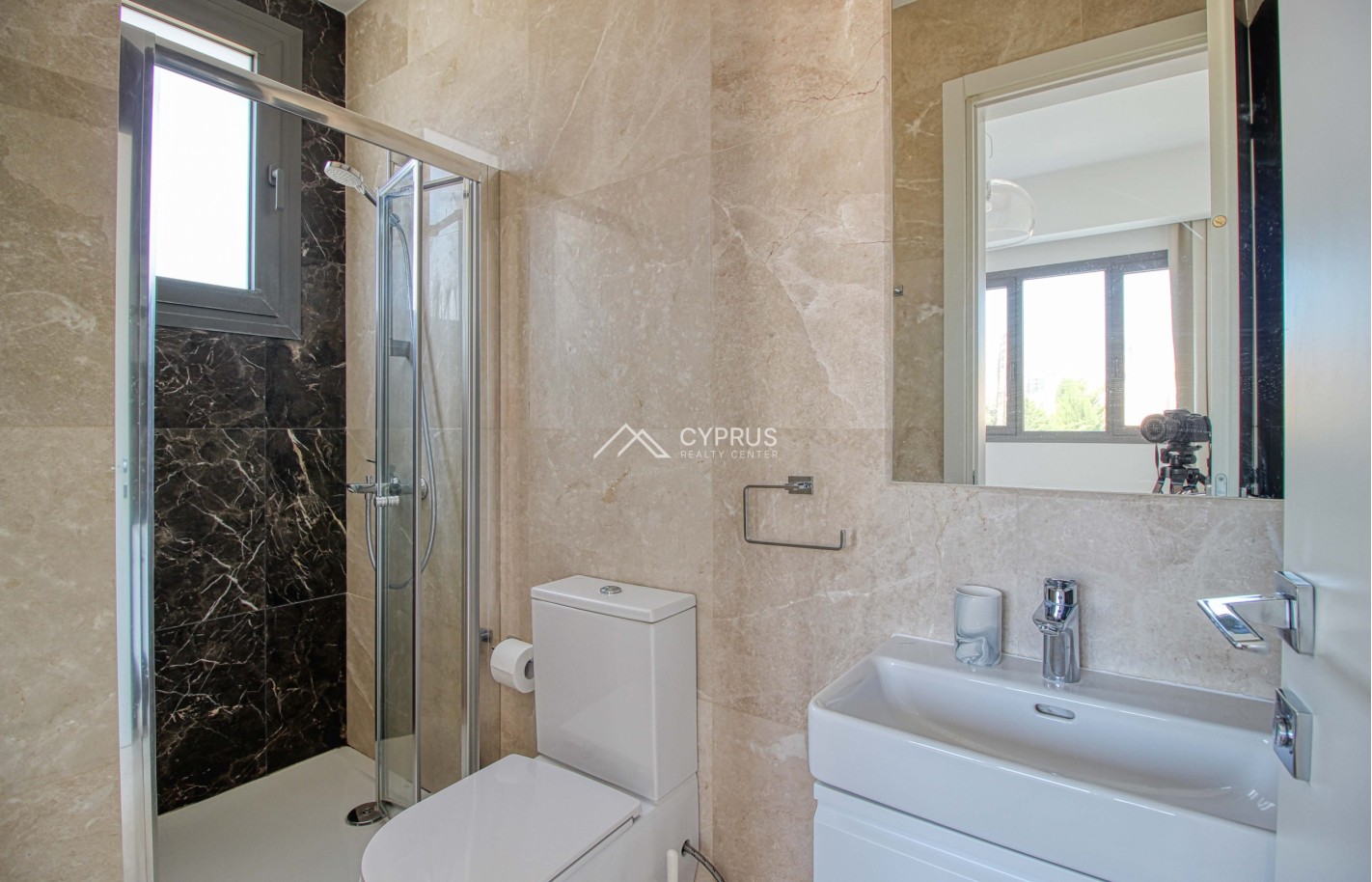 Three bedroom apartment in Limassol, Potamos Germasogeia - фото 10