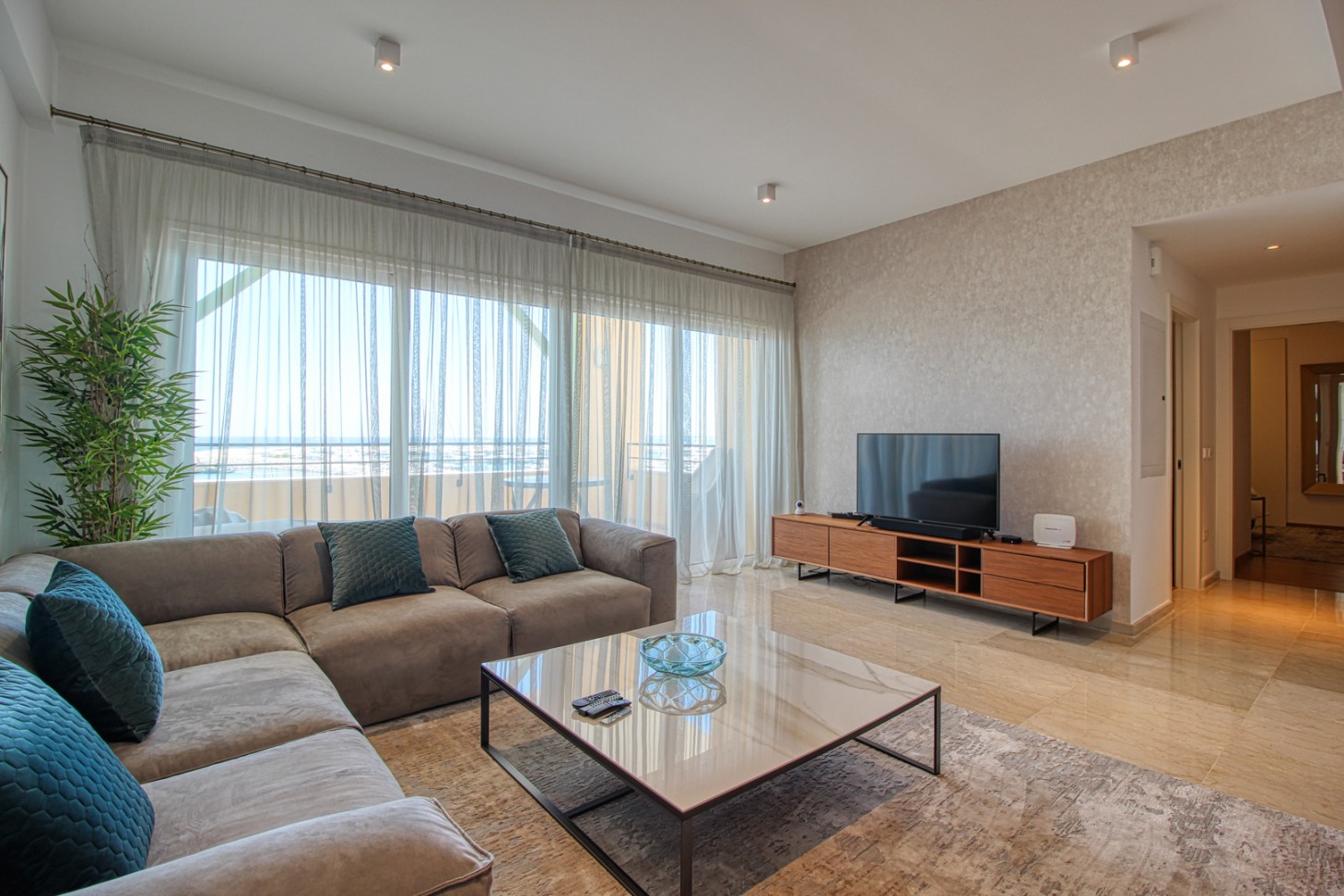 Apartment with 2 bedrooms in Limassol, Limassol Marina