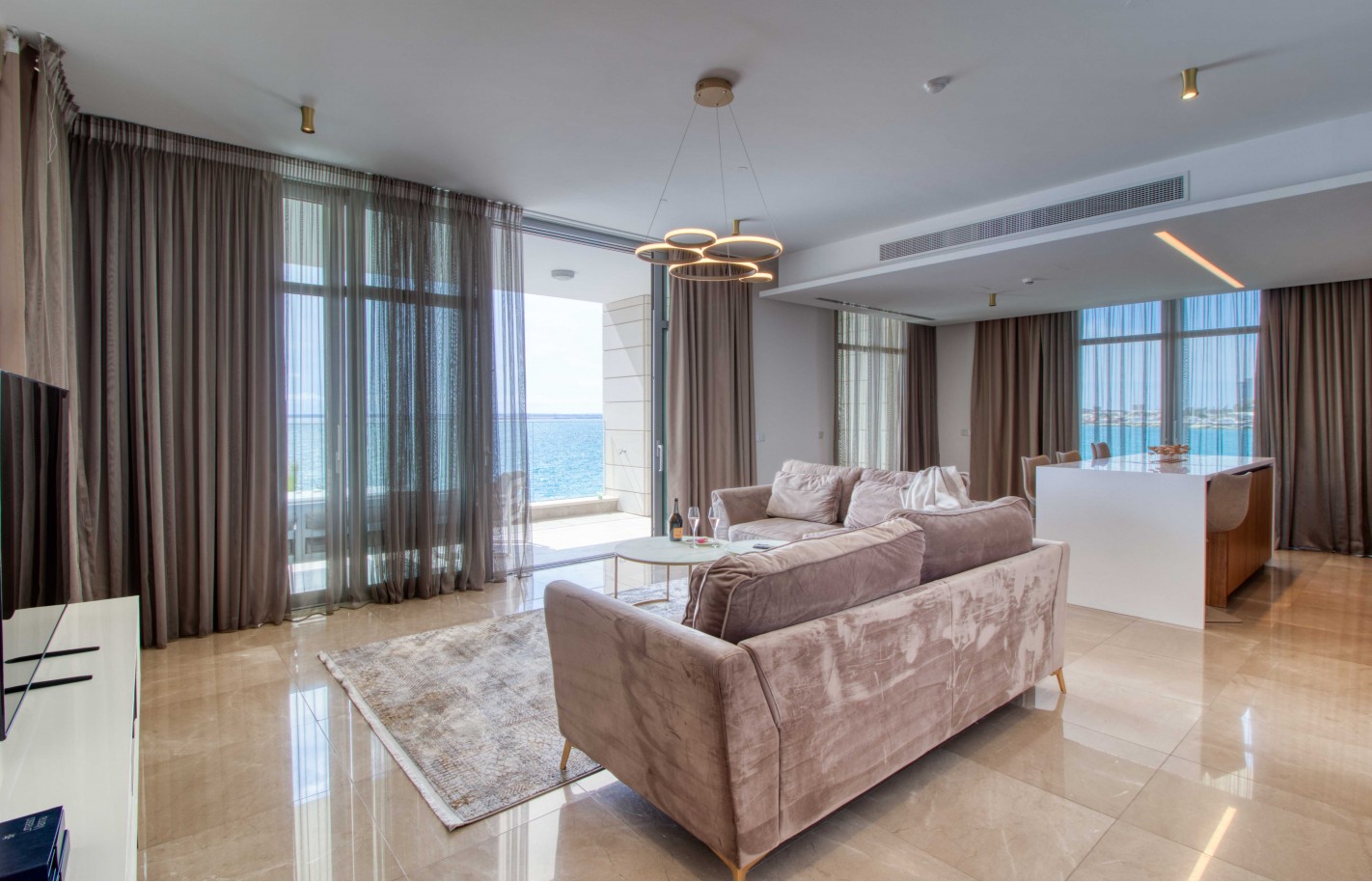 Апартаменты с 3 спальнями в Лимассоле, Limassol Marina