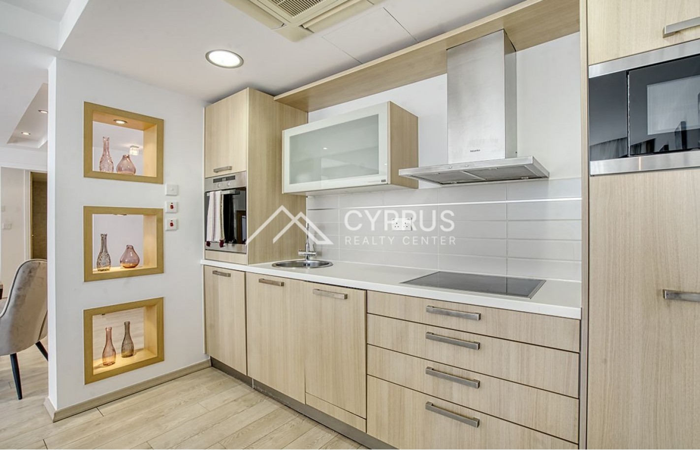 Apartment with 2 bedrooms in Limassol, Potamos Germasogeia - фото 11