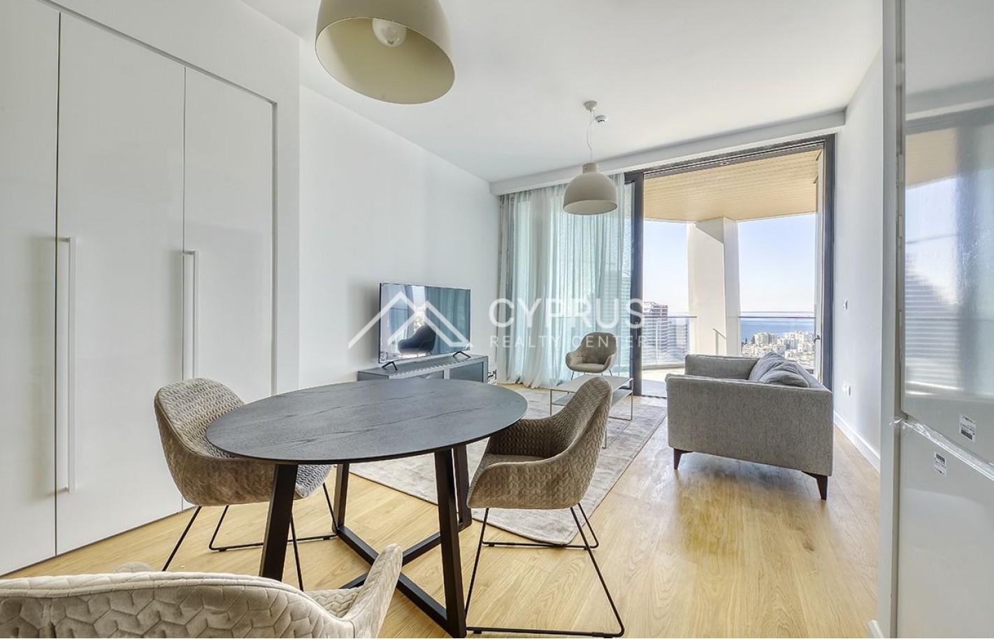 One bedroom apartment in Limassol, Potamos Germasogeia - фото 4