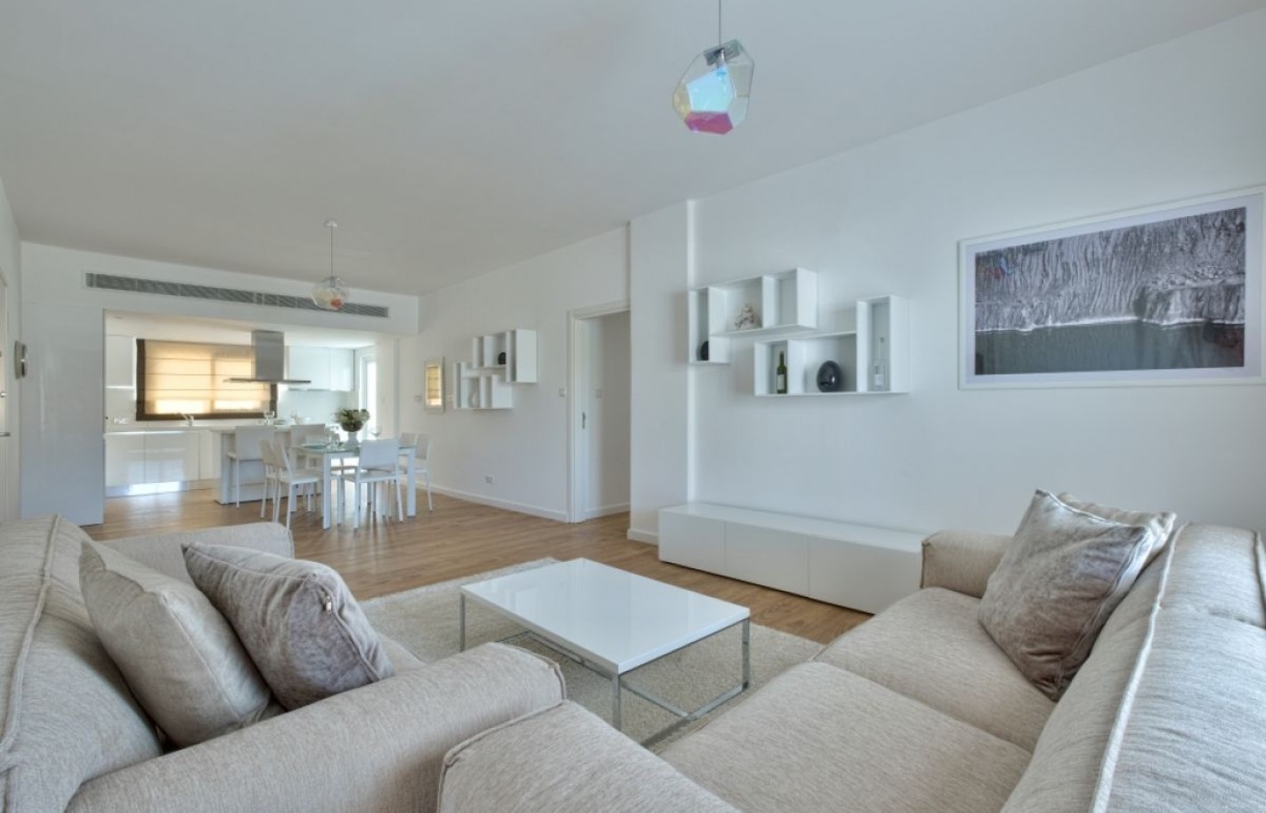 Большое фото