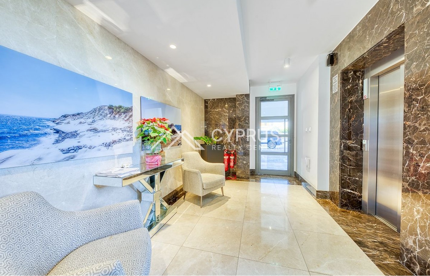 Apartment with 2 bedrooms in Limassol, Potamos Germasogeia - фото 19