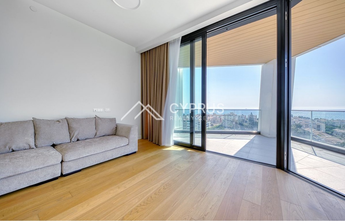 Apartment with 2 bedrooms in Limassol, Potamos Germasogeia - фото 3