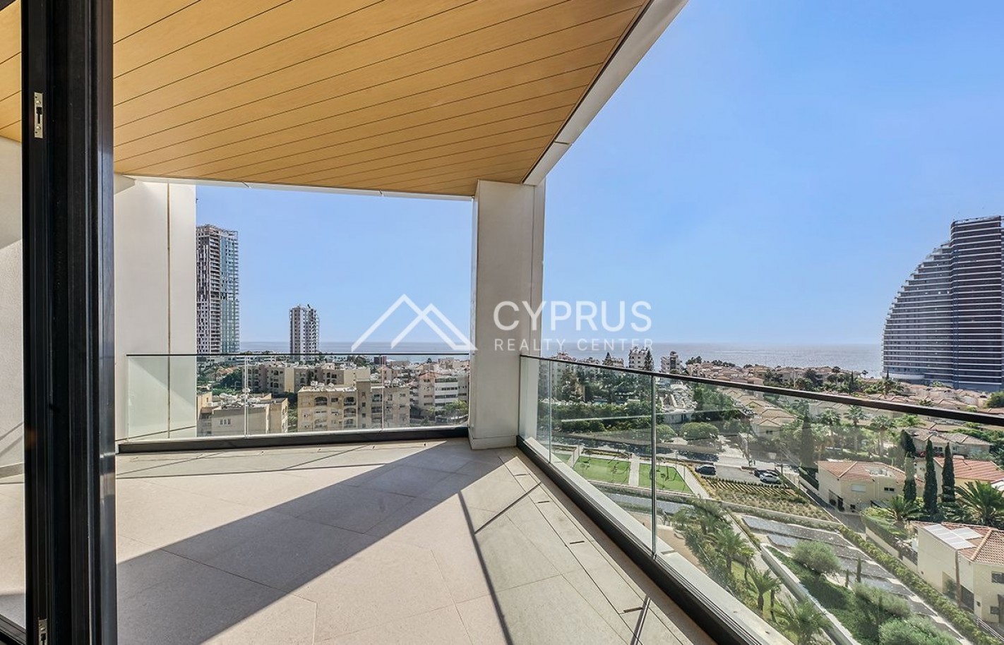 Apartment with 2 bedrooms in Limassol, Potamos Germasogeia - фото 17