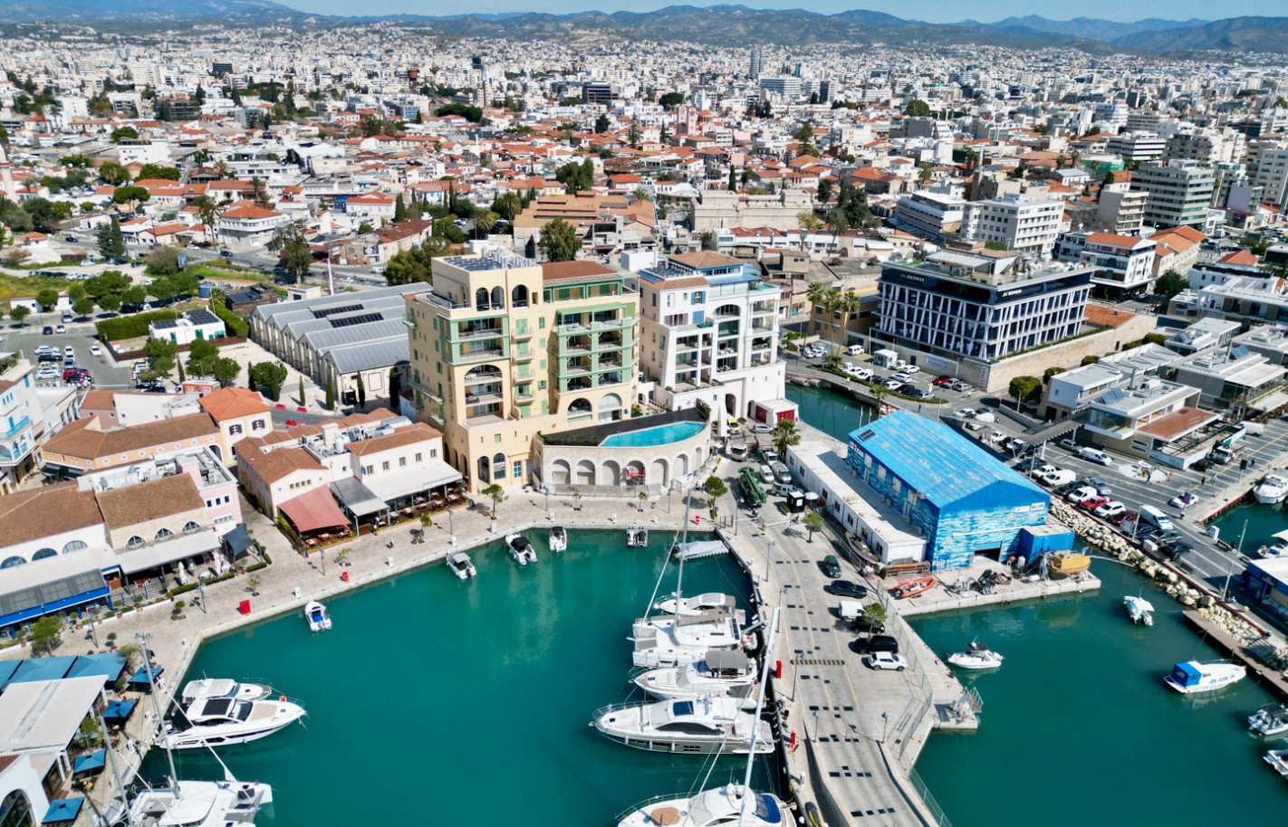 Апартаменты с 3 спальнями в Лимассоле, Limassol Marina - фото 35