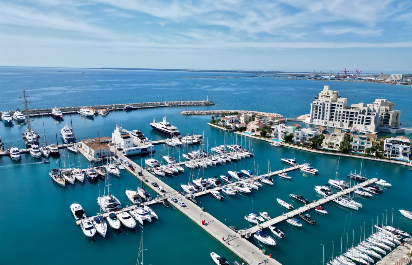 Апартаменты с 3 спальнями в Лимассоле, Limassol Marina - фото 32