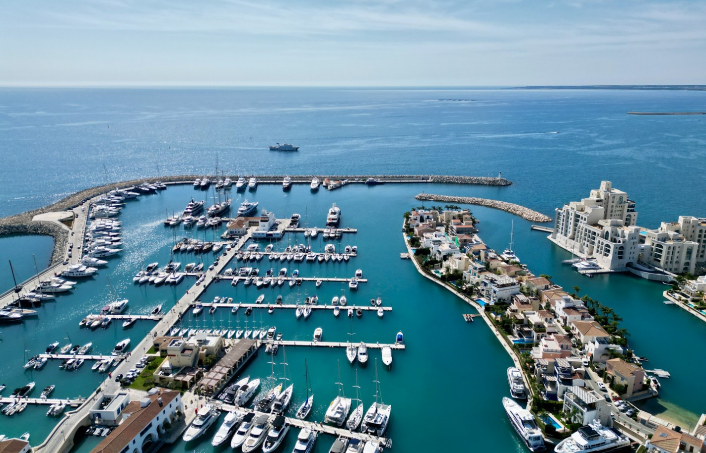 Апартаменты с 3 спальнями в Лимассоле, Limassol Marina - фото 26
