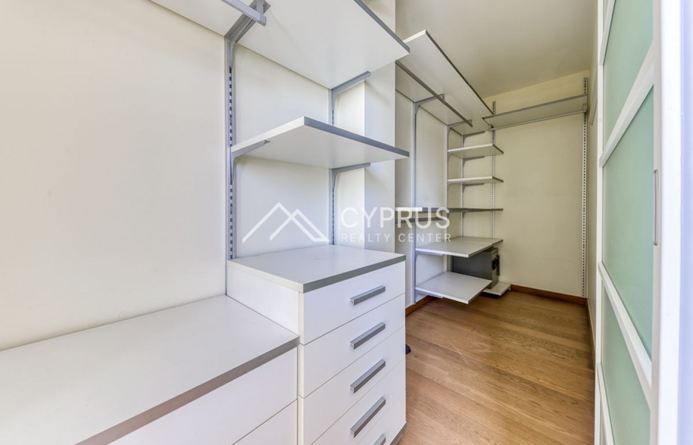 Three bedroom apartment in Limassol, Potamos Germasogeia - фото 14