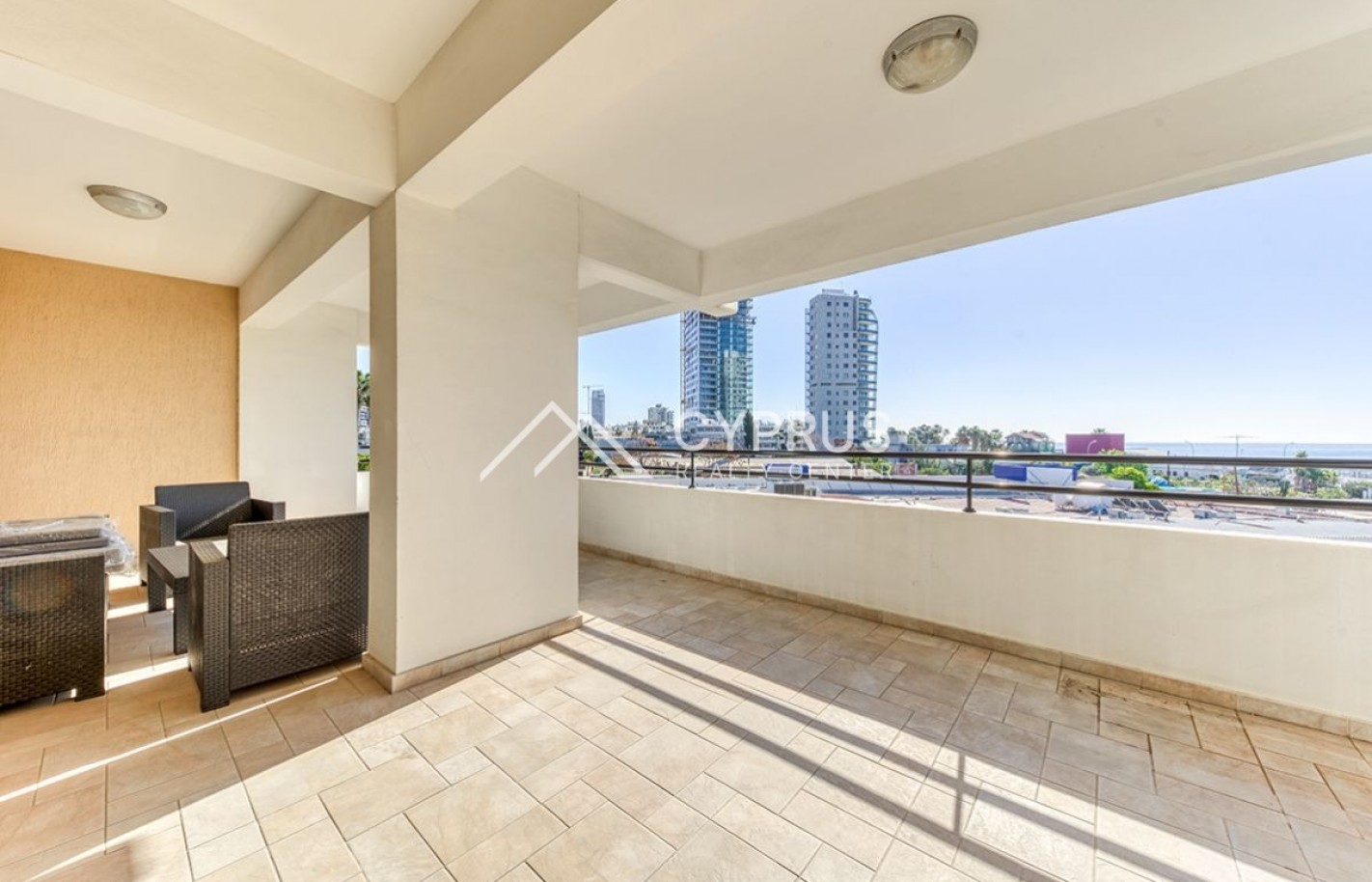 Three bedroom apartment in Limassol, Potamos Germasogeia - фото 21